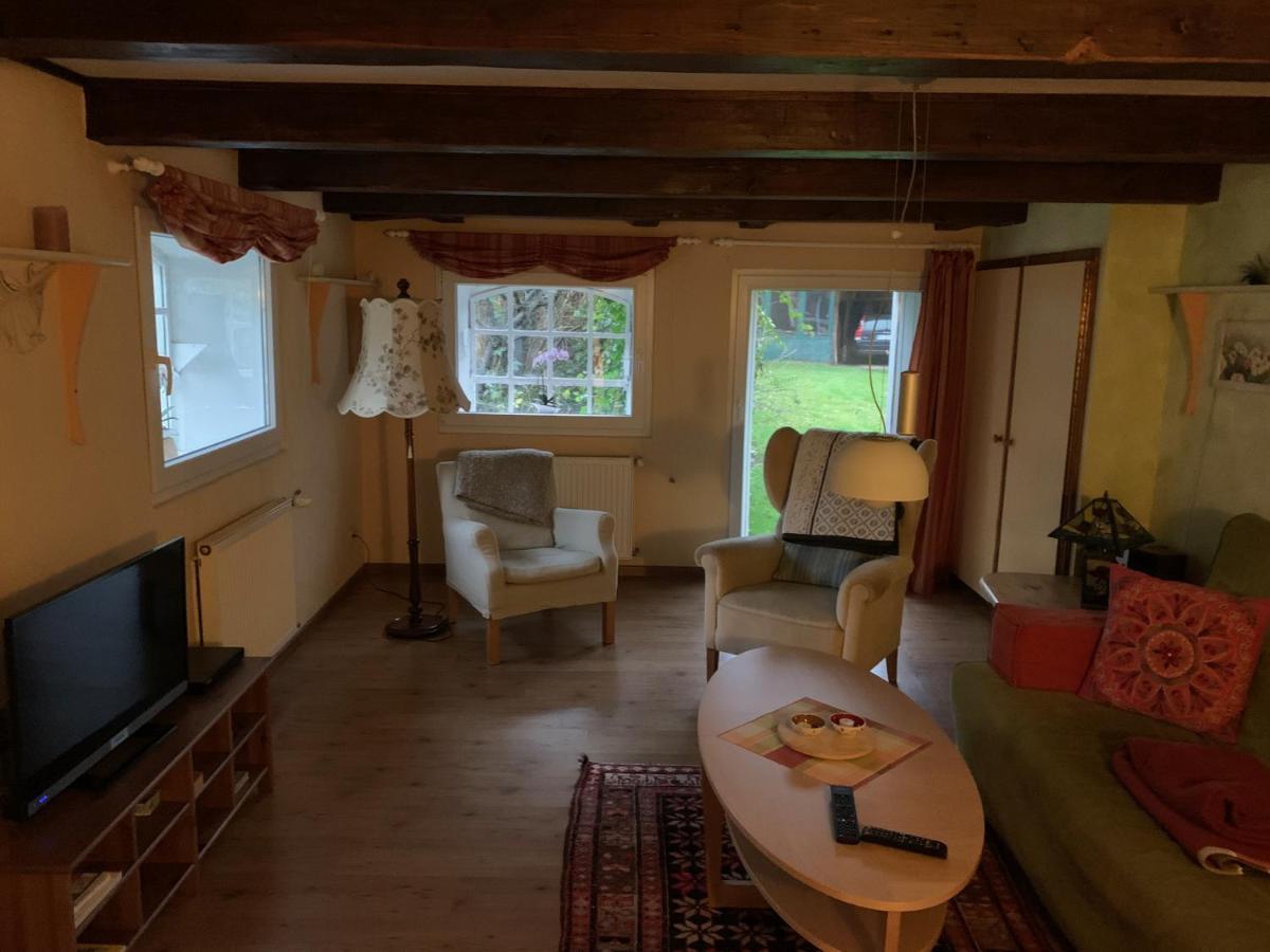 Taubenhof - Gut Cadenberge Hotel Buitenkant foto